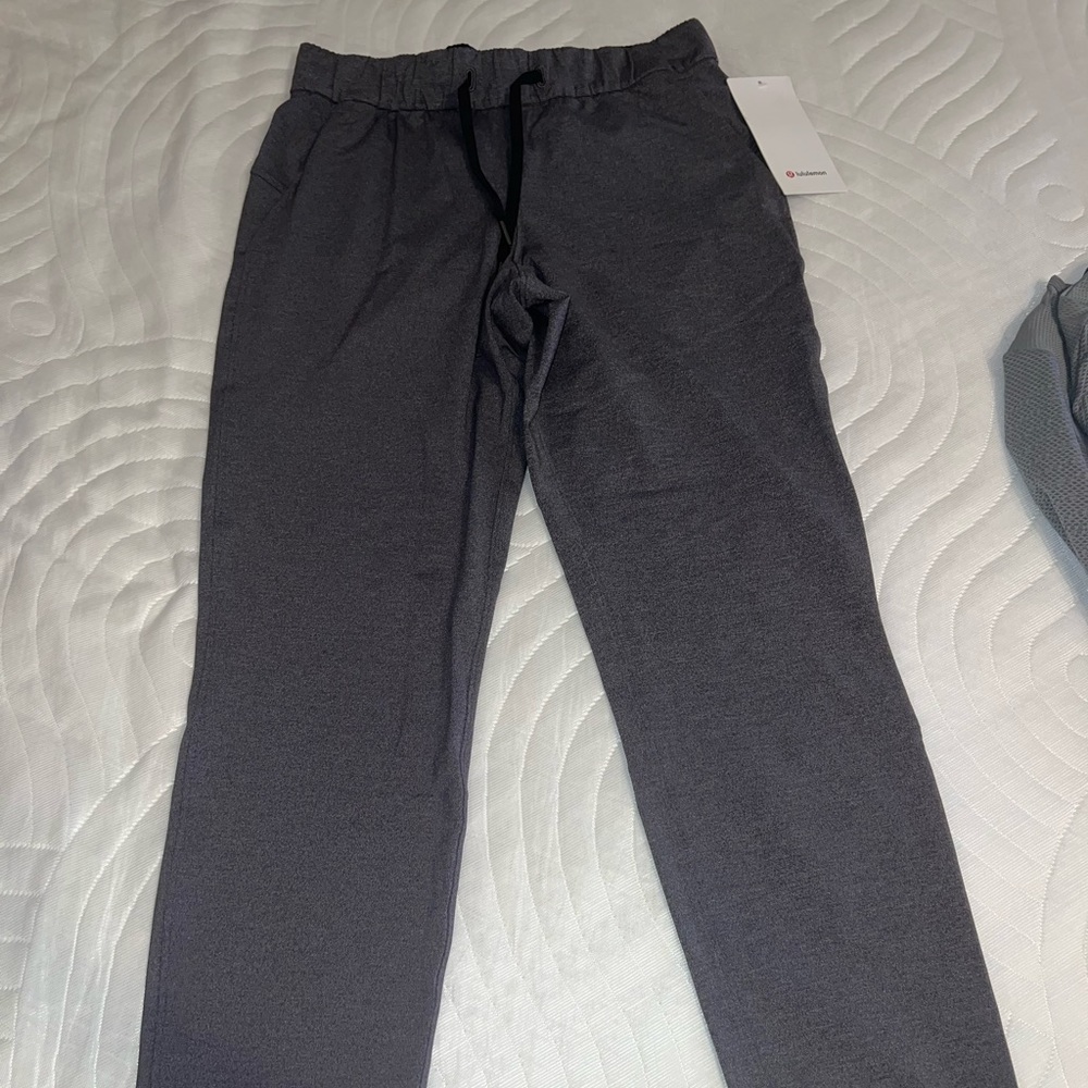 Lululemon On the fly pants 7/8